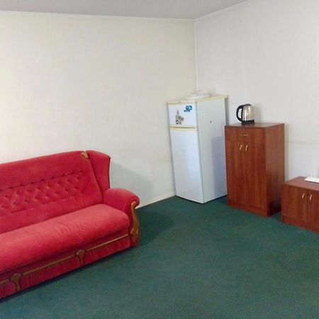 Mini Hotel Vesna Dnjepropetovsk Buitenkant foto