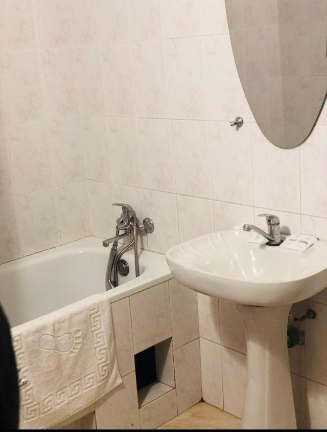 Mini Hotel Vesna Dnjepropetovsk Buitenkant foto
